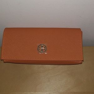 Tory Burch sunglasses case